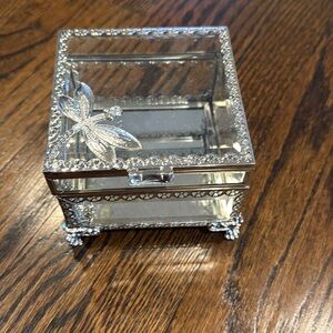 Mirrored dragonfly jewelry box